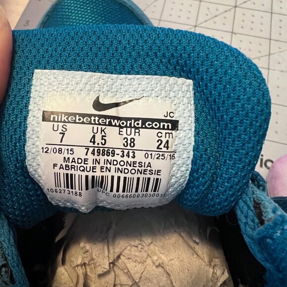 Women's Nike MD Runner 2 Green Abyss/GMM BL-Electric Green - Size 7 - Picture 7 of 7